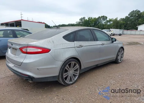 2013 Ford Fusion S z USA, uszkodzony, nr VIN 3FA6P0G71DR298241